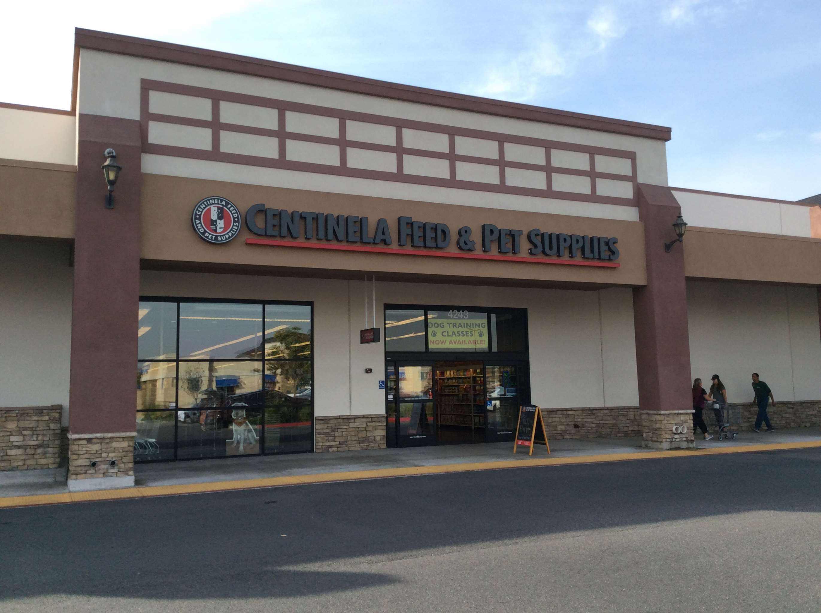 Centinela Feed & Pet Lakewood, CA Pet Supplies