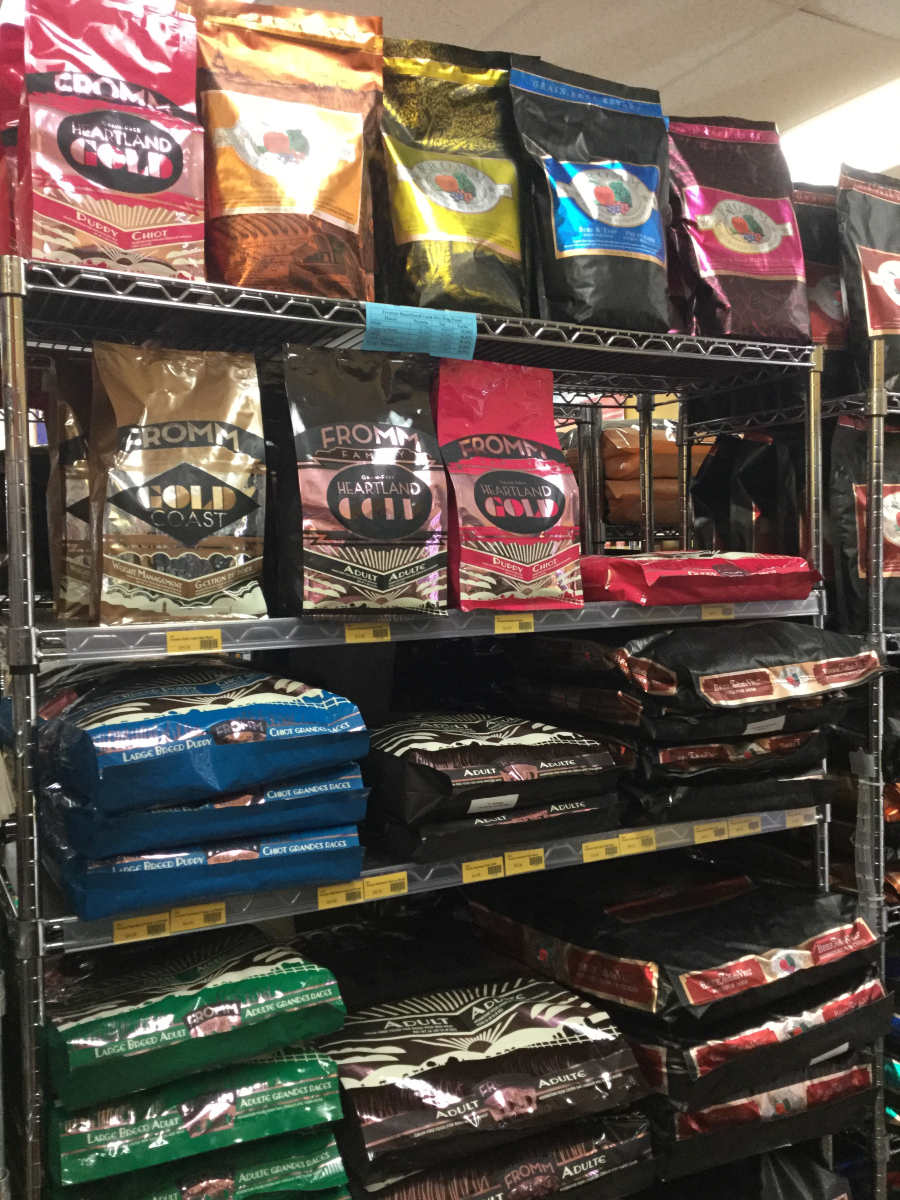 Bentley's Pet Stuff Natural Pet Market Wheaton, IL Pet Supplies