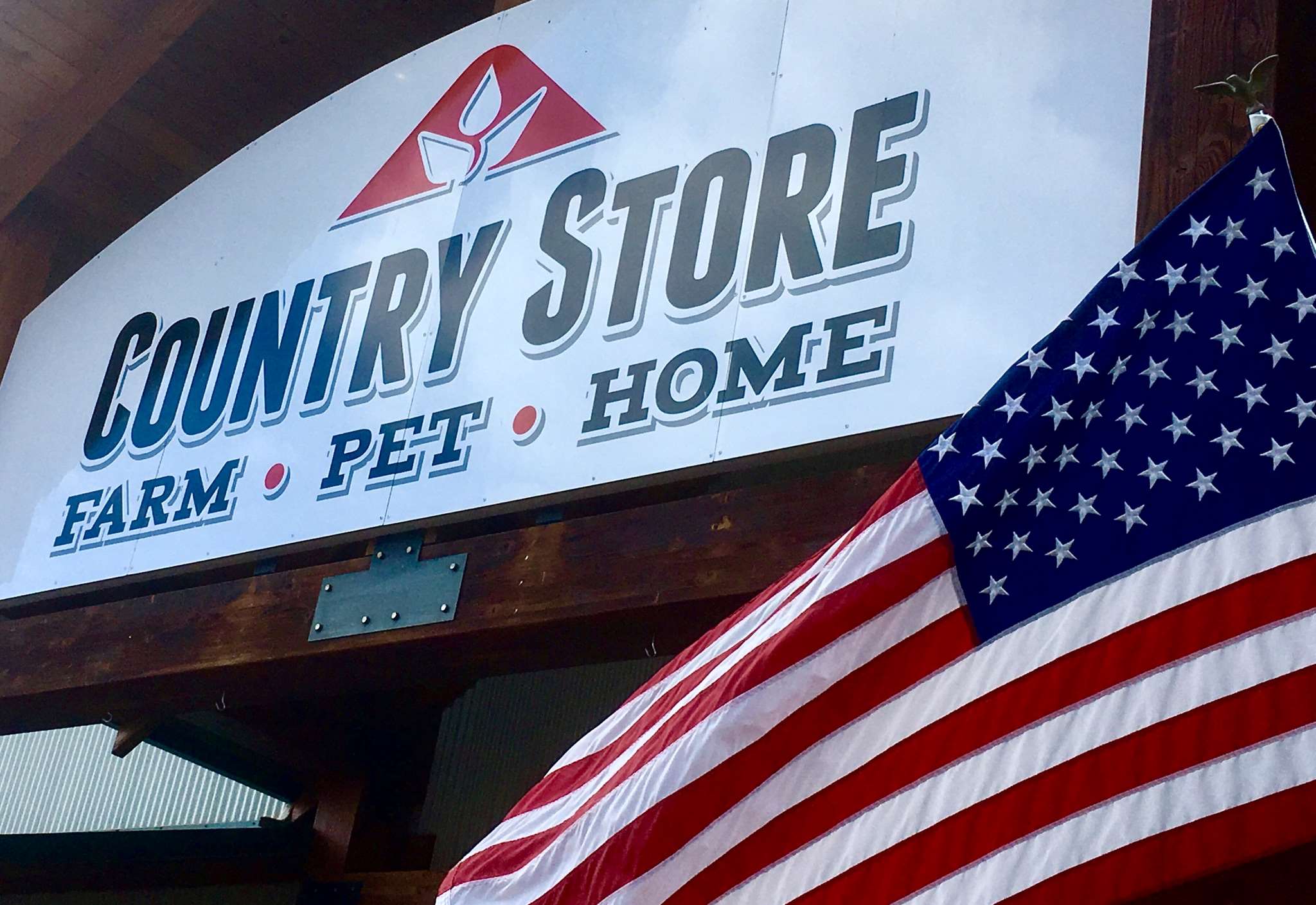 Skagit Farmers Country Store Burlington, WA Pet Supplies