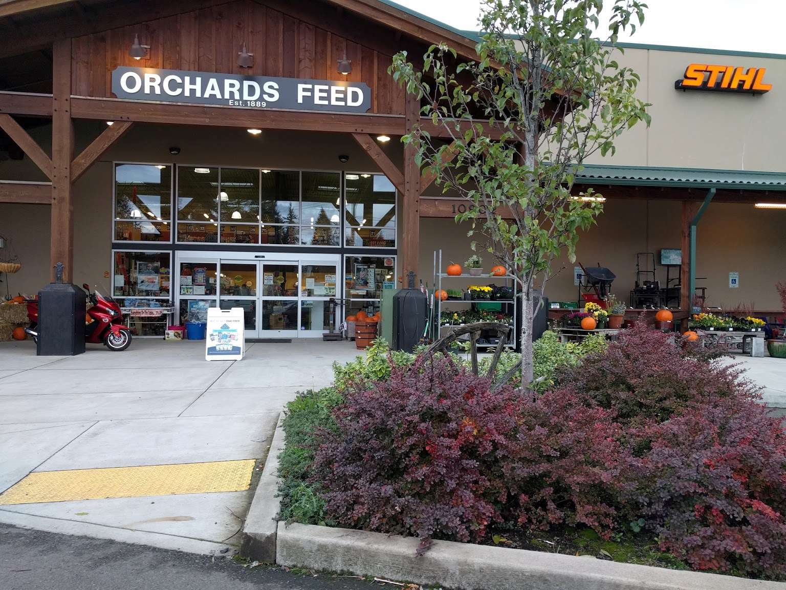 Orchards Feed Vancouver, WA Pet Supplies
