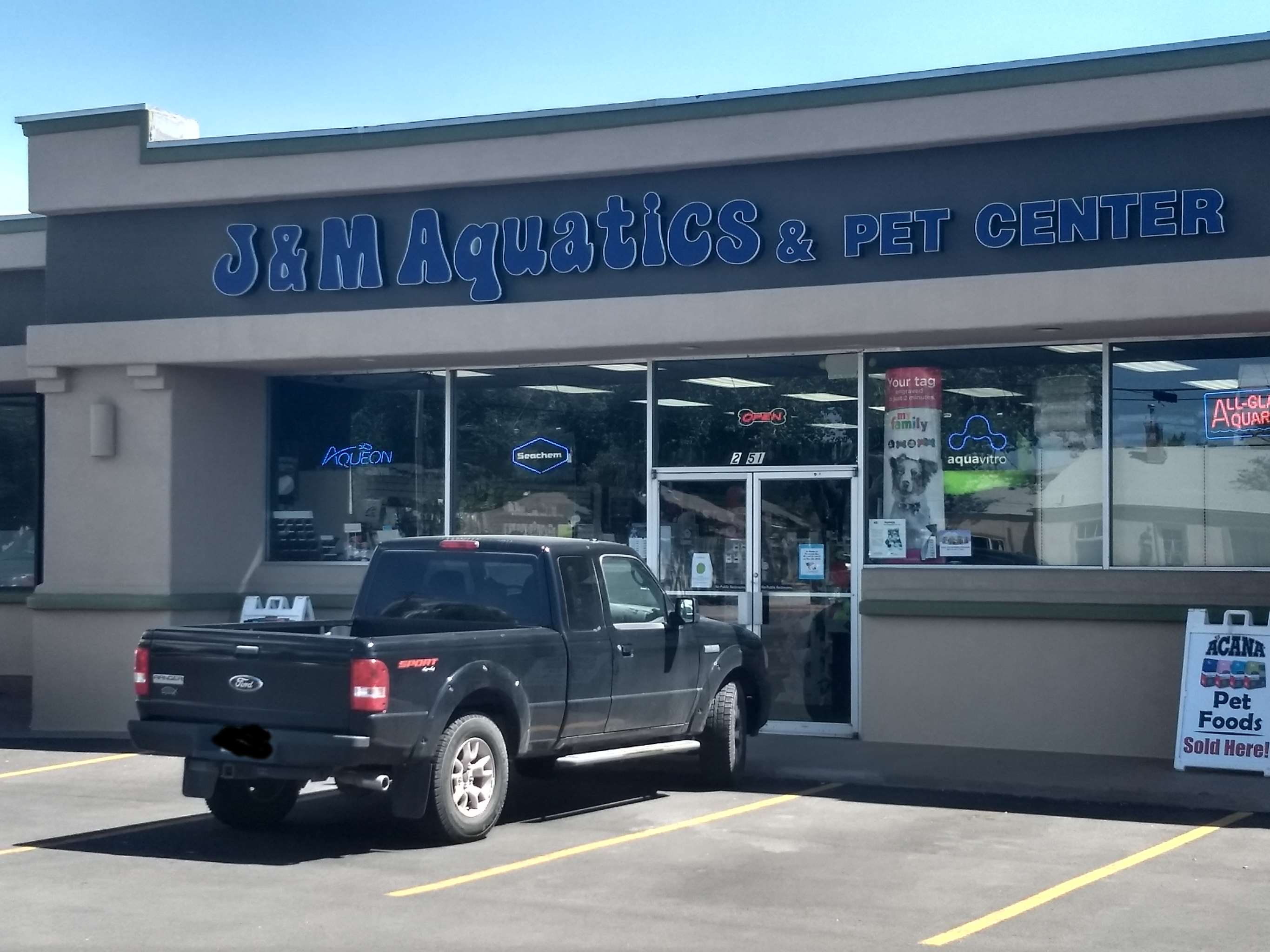 J&M Aquatics & Pet Center Grand Junction, CO Pet Supplies