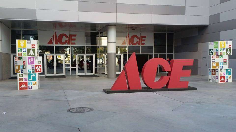 Evans Ace Hardware Hamilton, MT Pet Supplies