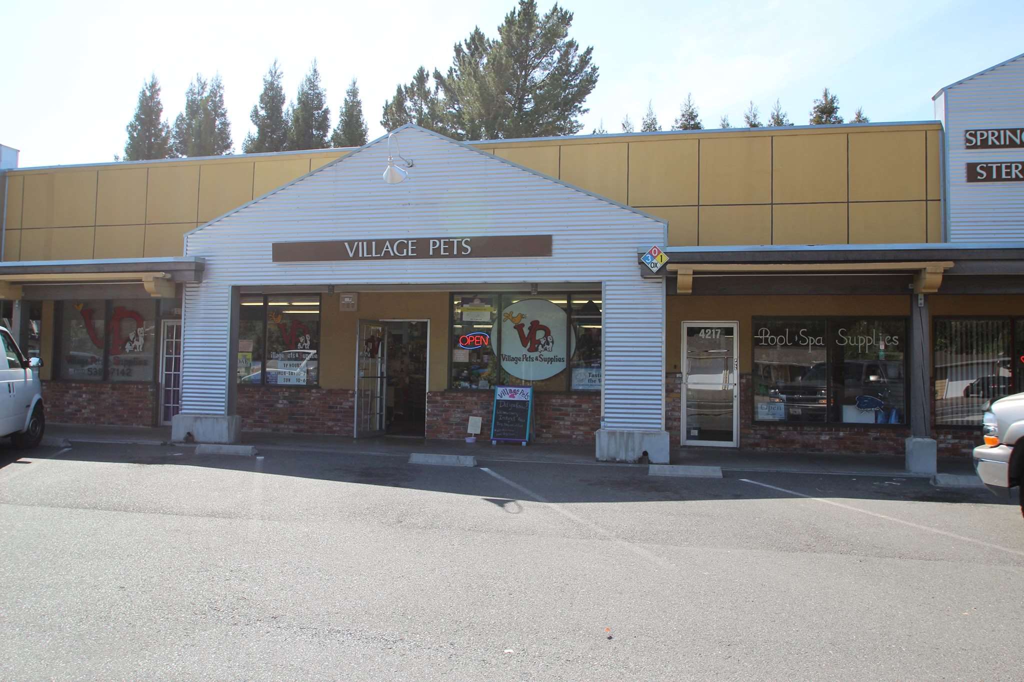 Village Pets and Supplies Santa Rosa, CA Pet Supplies