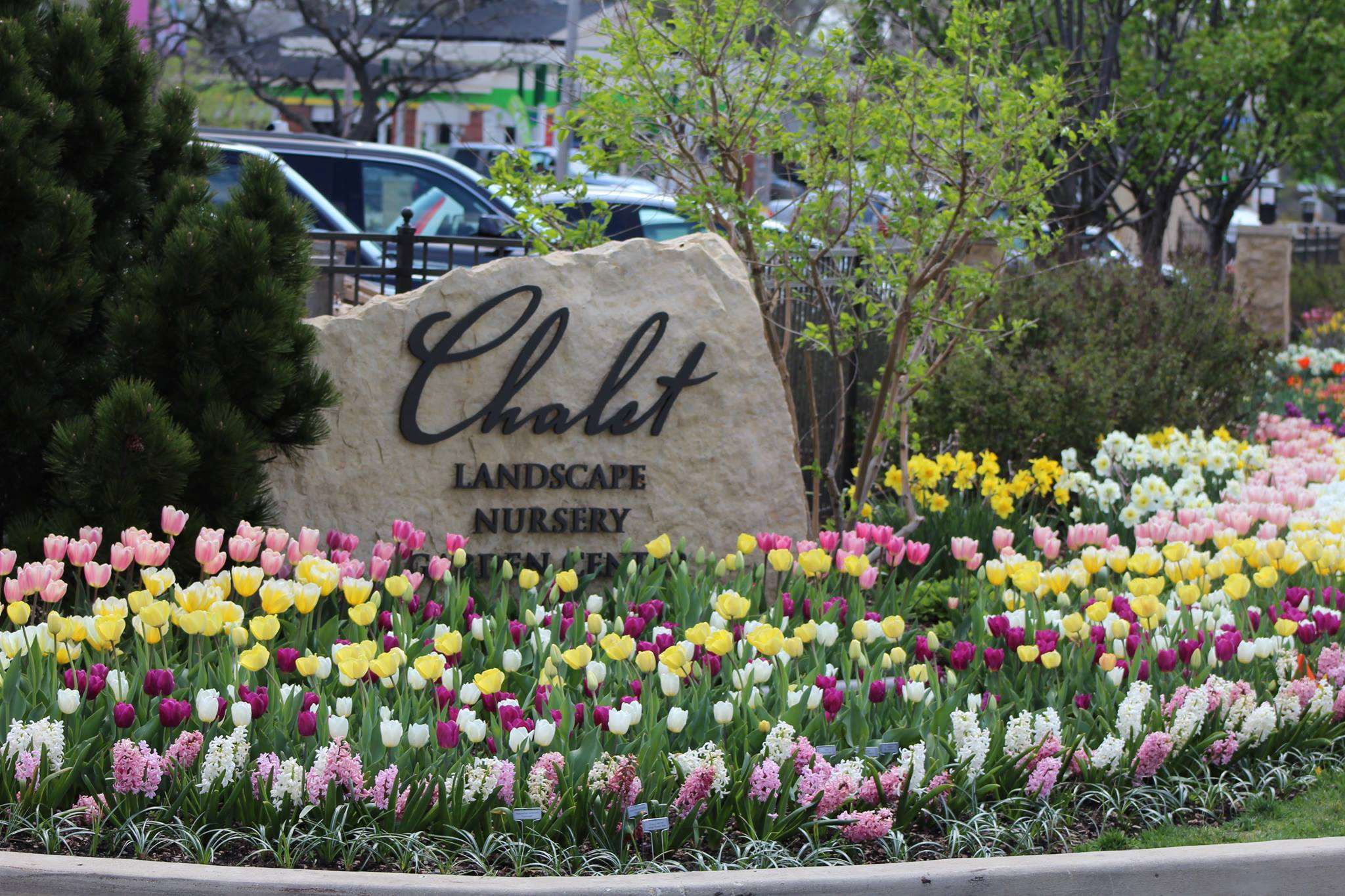 Chalet Nursery & Garden Shop - Wilmette, IL - Pet Supplies