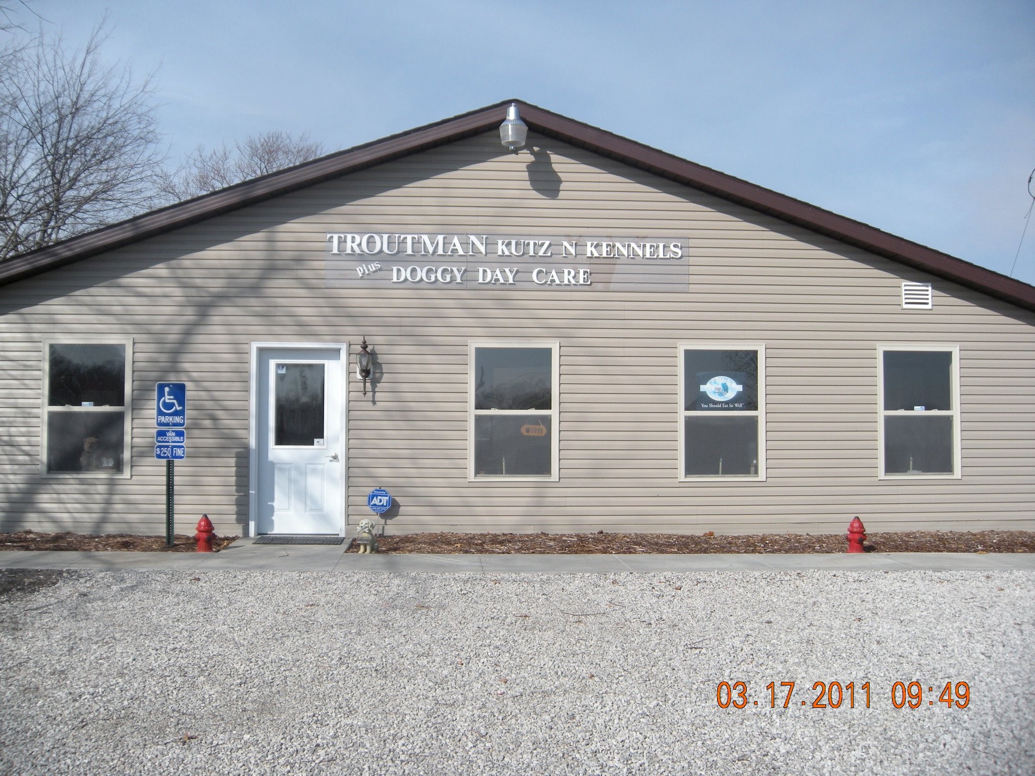 Troutman Kutz n Kennels Shreve, OH Pet Supplies