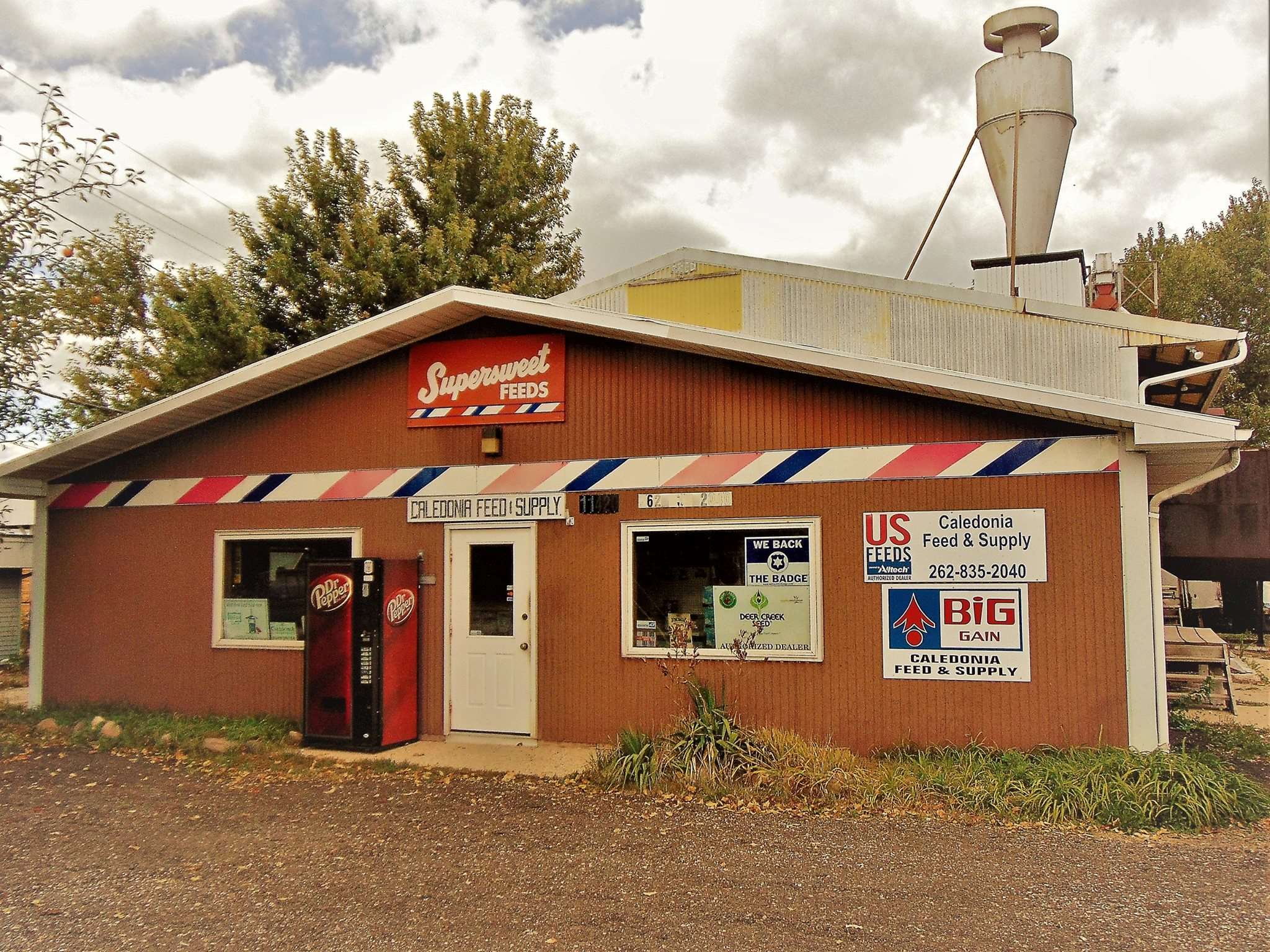 Caledonia Feed & Supply Caledonia, WI Pet Supplies