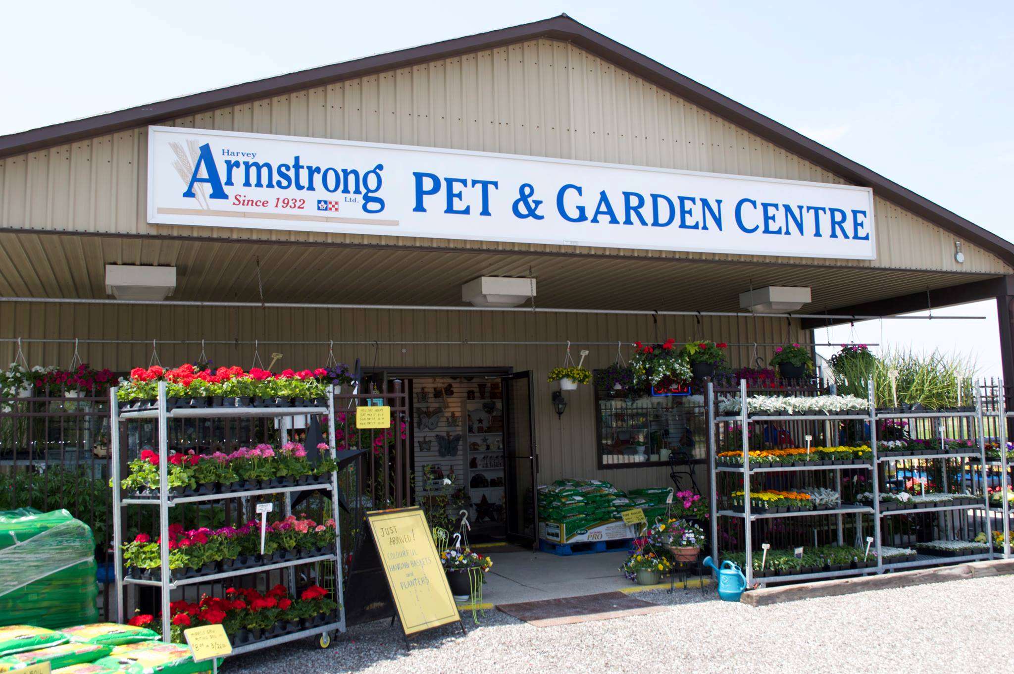 Harvey Armstrong Ltd Binbrook, ON Pet Supplies
