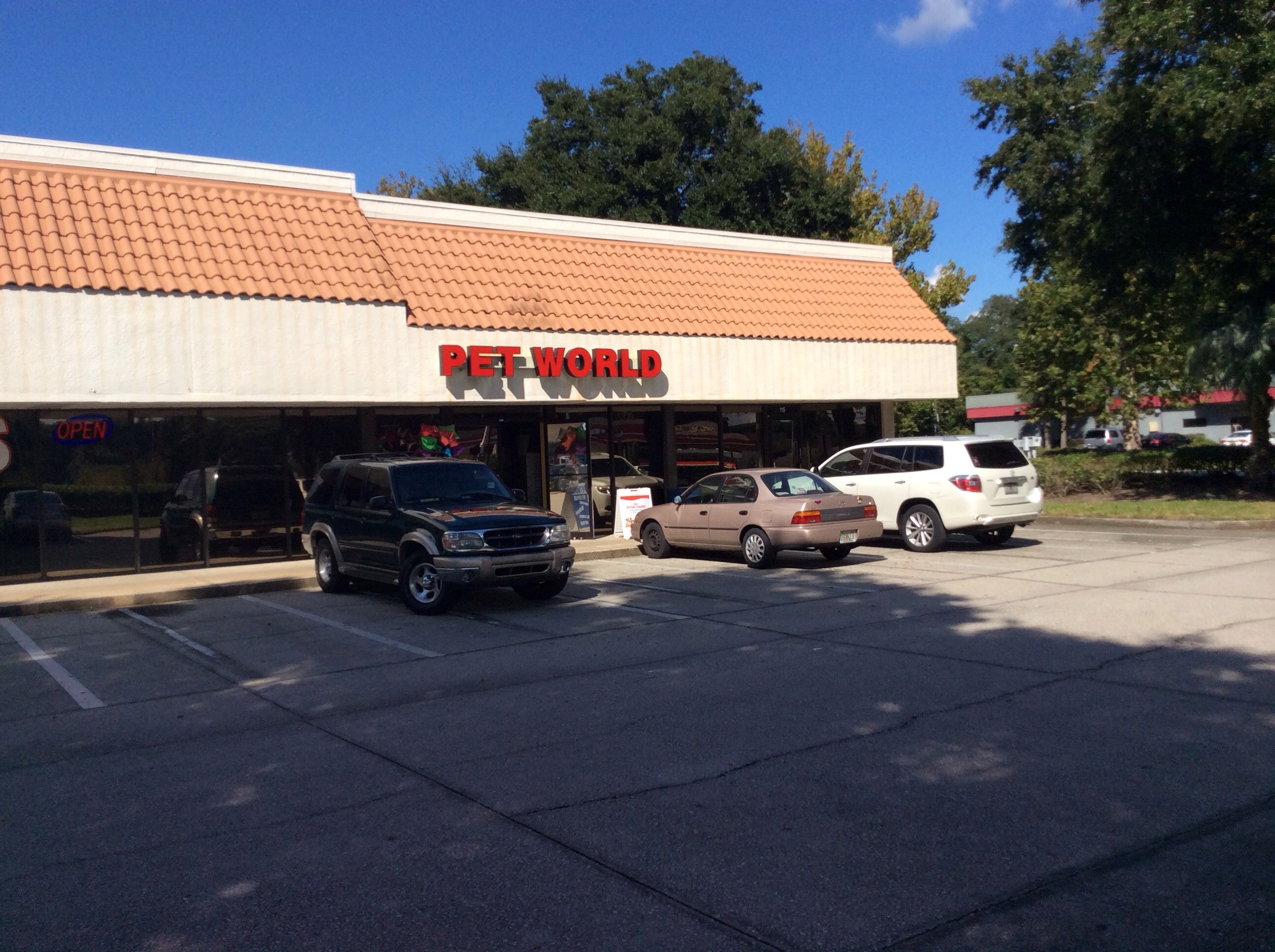 Our Pet World Apopka, FL Pet Supplies