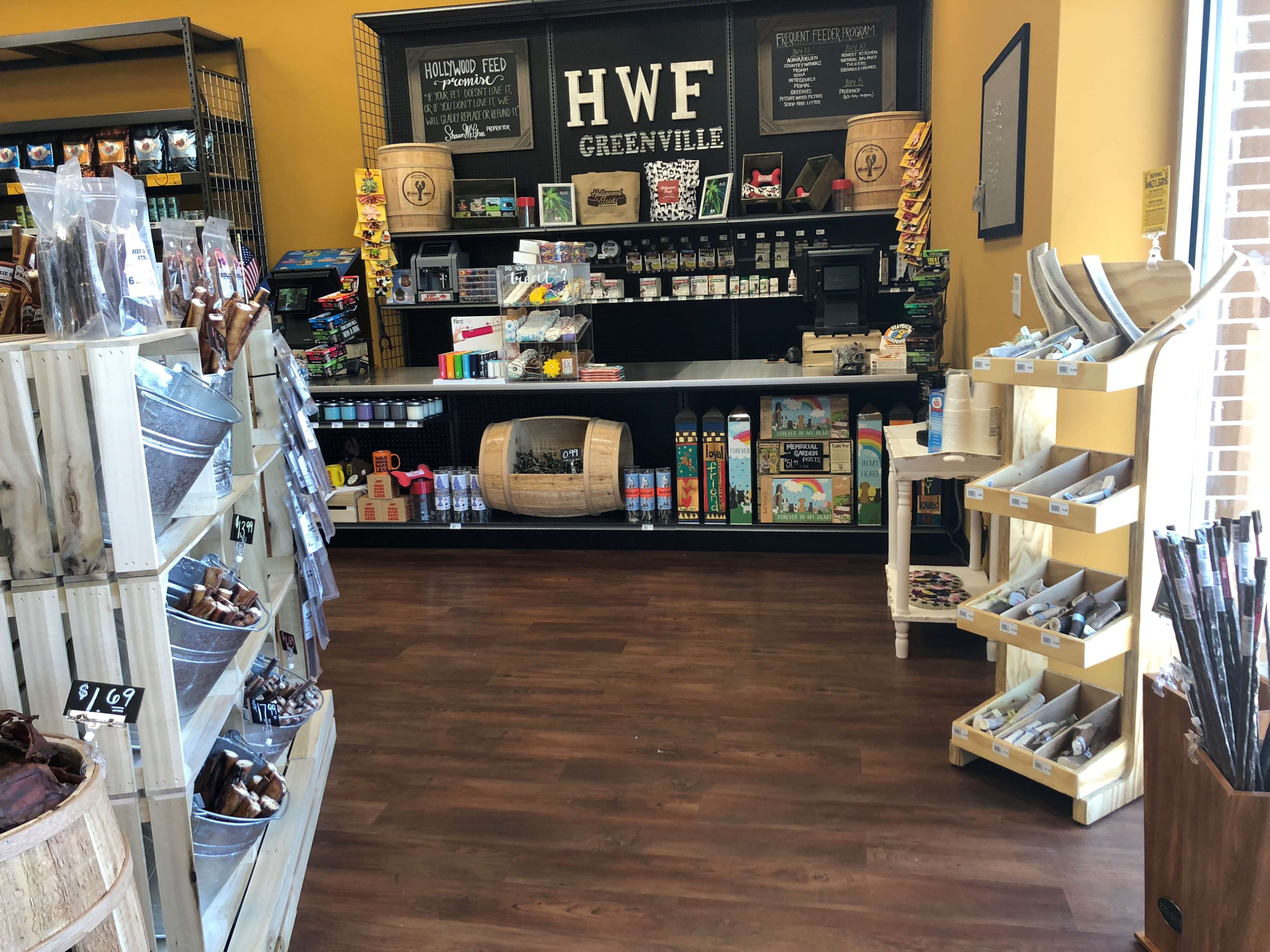 Hollywood Feed Simpsonville, SC Pet Supplies