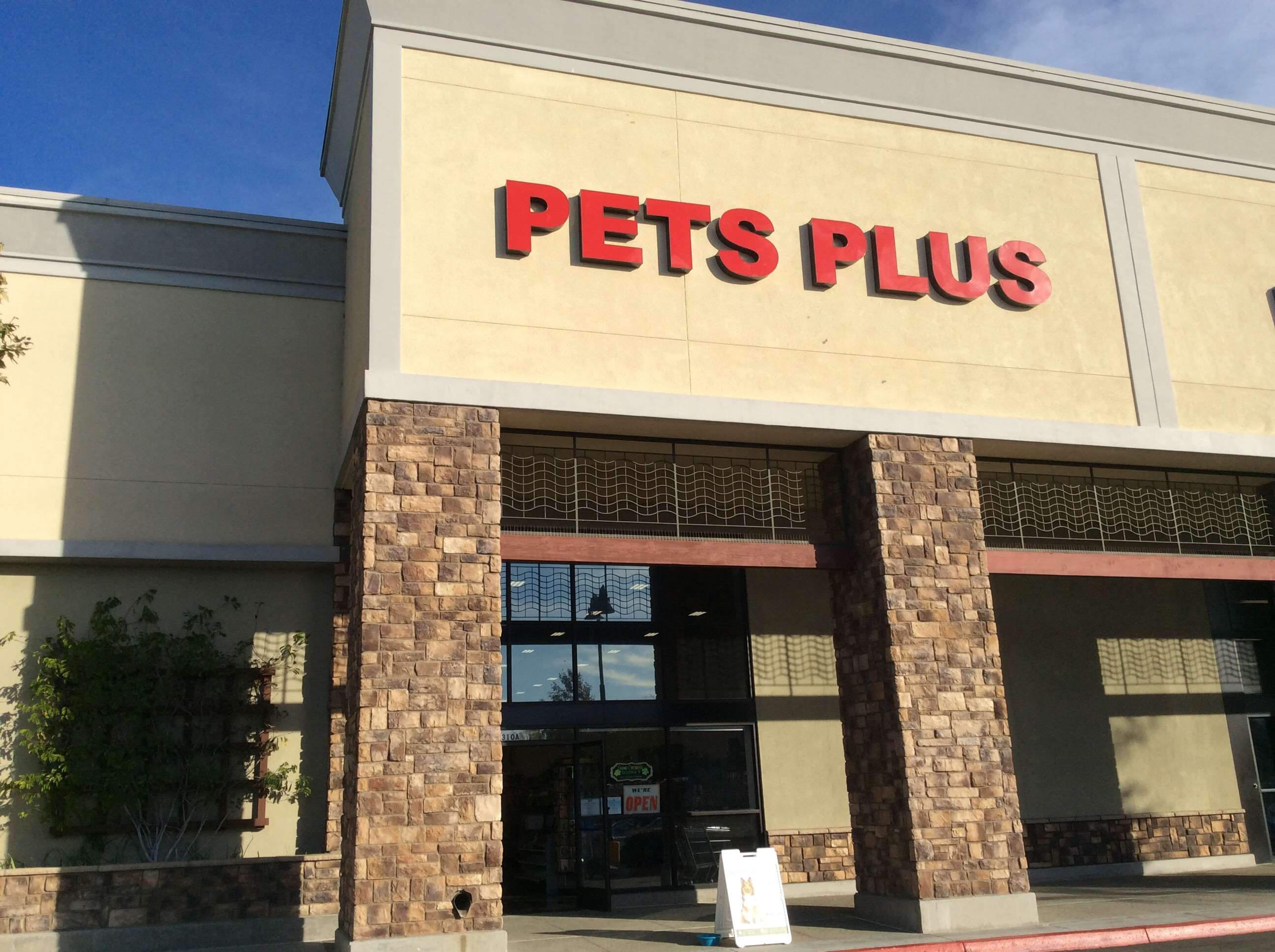 Pets Plus Vista, CA Pet Supplies