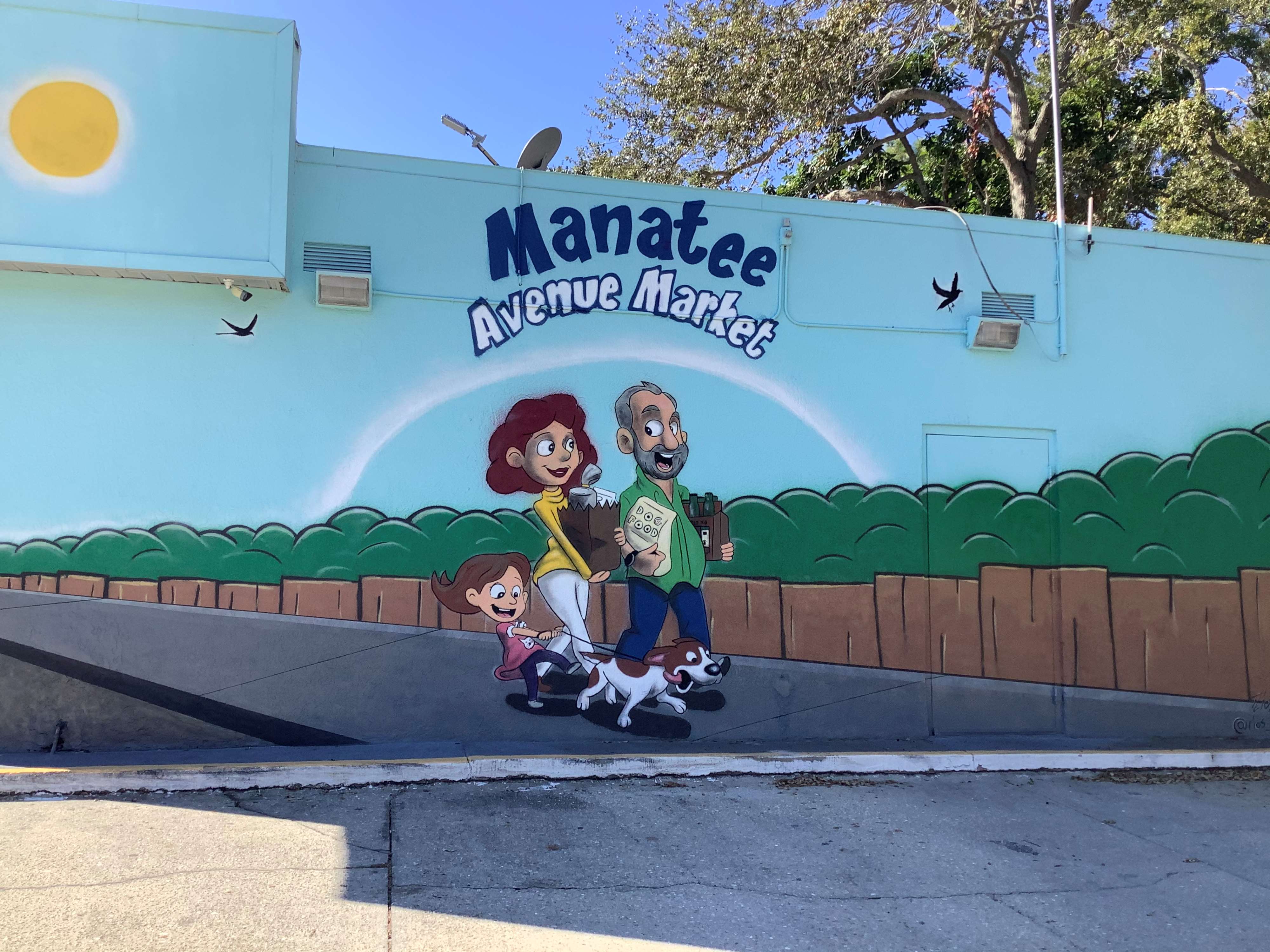 Manatee Avenue Market for People&Pets Bradenton, FL Pet Supplies