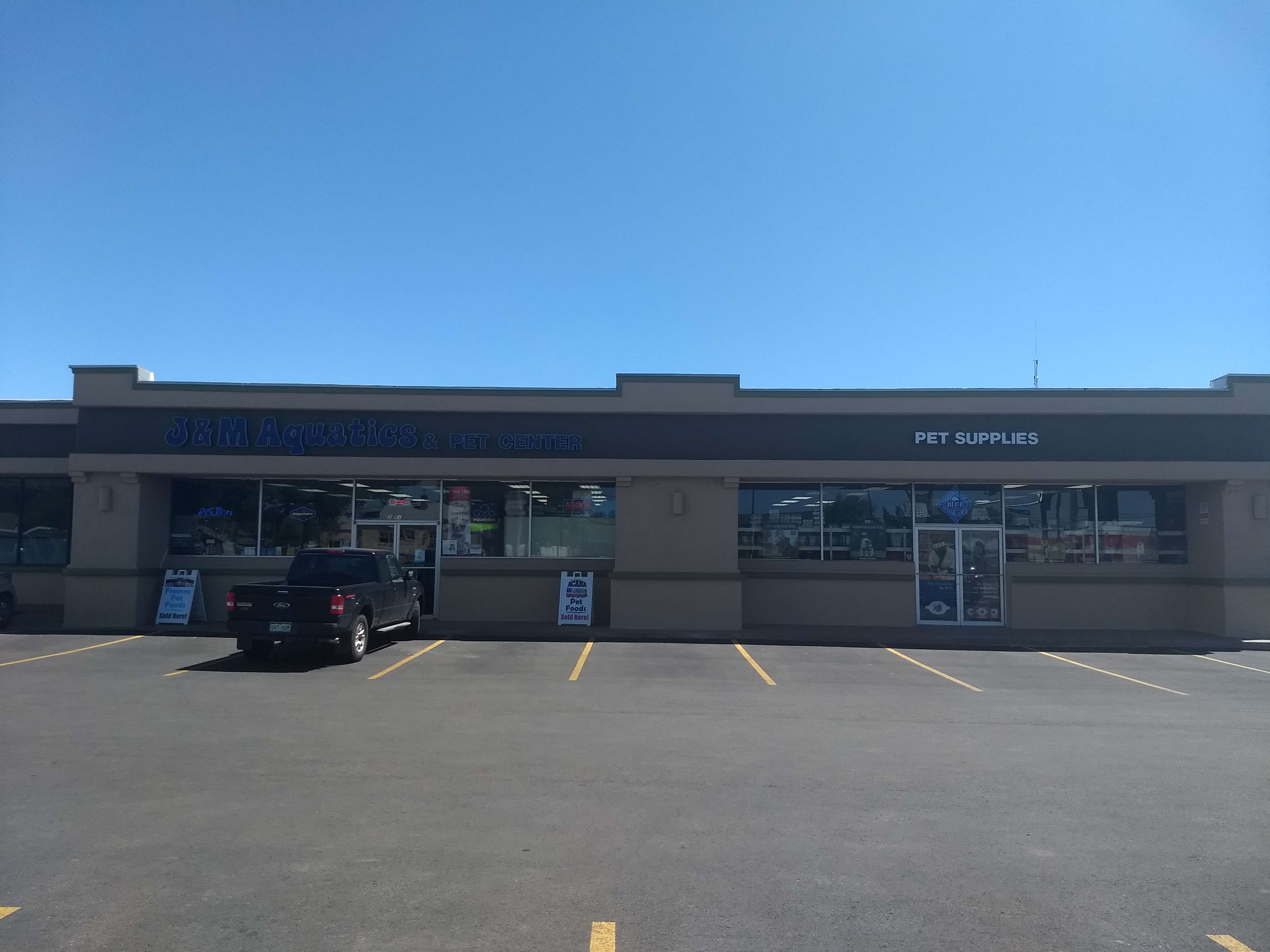 J&M Aquatics & Pet Center Grand Junction, CO Pet Supplies
