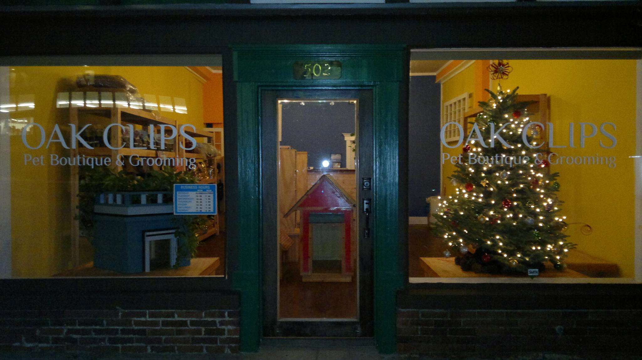 Oak Clips Pet Boutique & Grooming Dallas, TX Pet Supplies