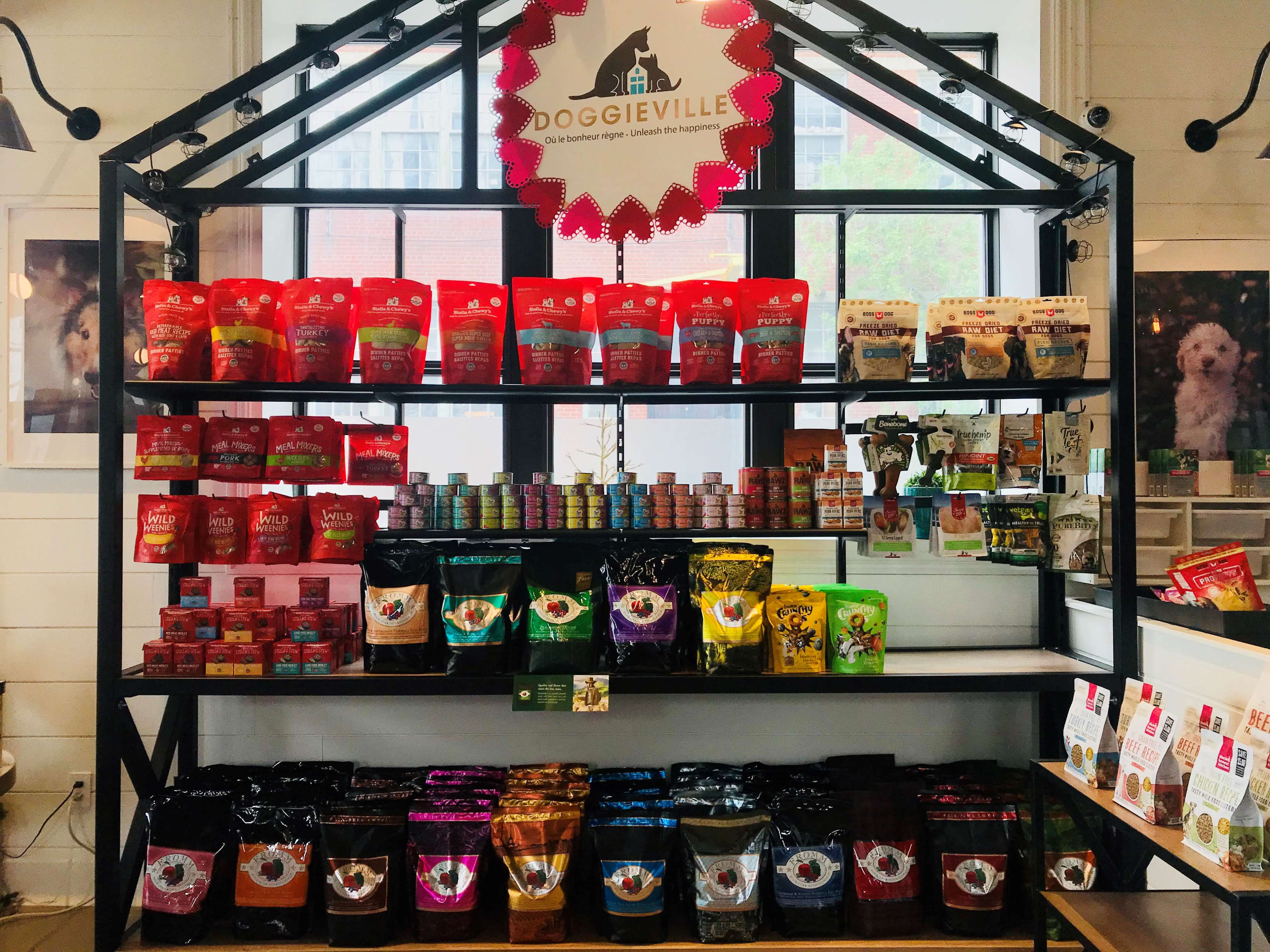 Doggieville MTL Montréal, QC Pet Supplies