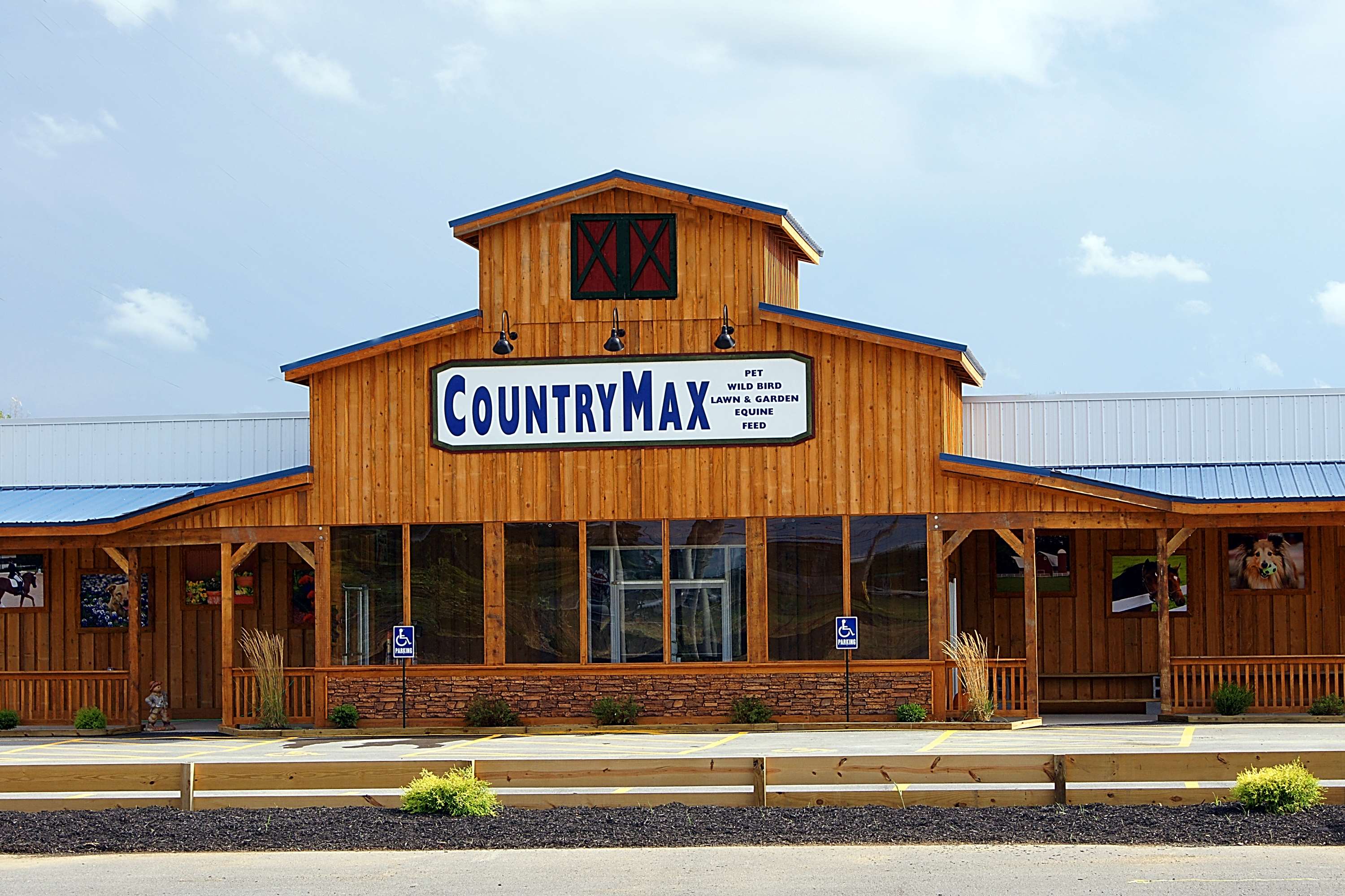 CountryMax Cicero, NY Pet Supplies