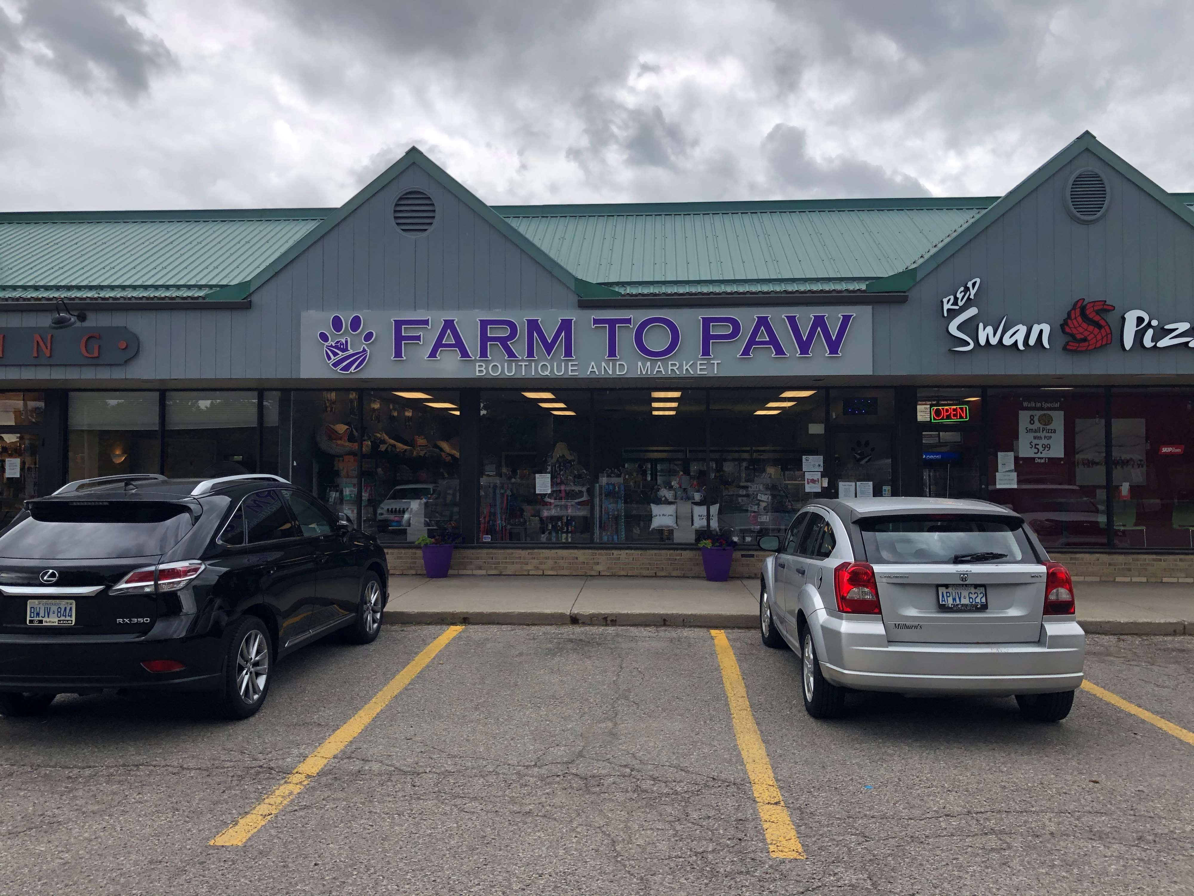 Farm to Paw Boutique and Market Guelph, ON Pet Supplies