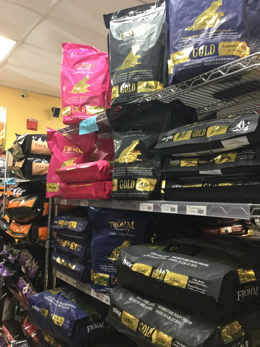 Bentley's Pet Stuff Natural Pet Market Wheaton, IL Pet Supplies