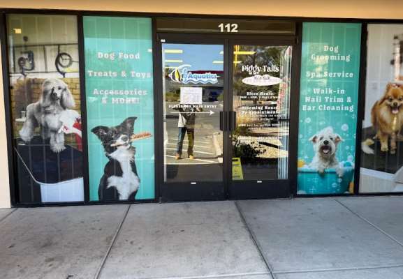 Piggy Tails Pet Spa & More