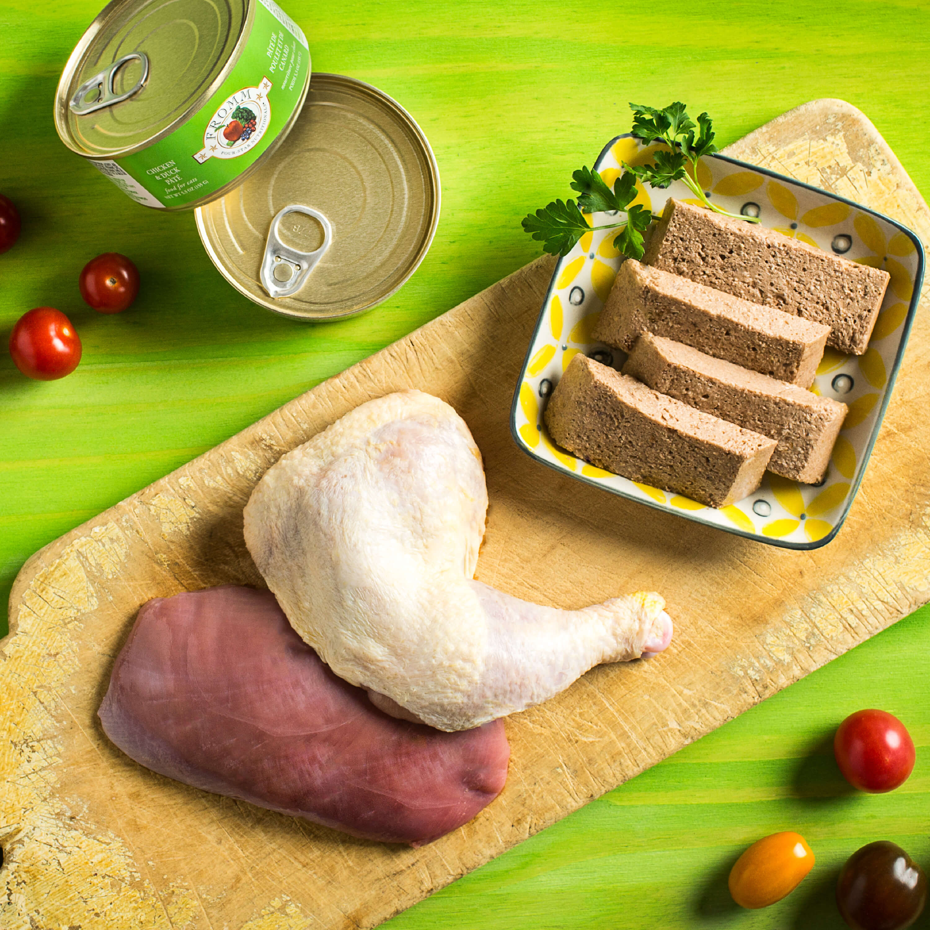 FourStarCatCan-pate-Lifestyle_ChickenDuck