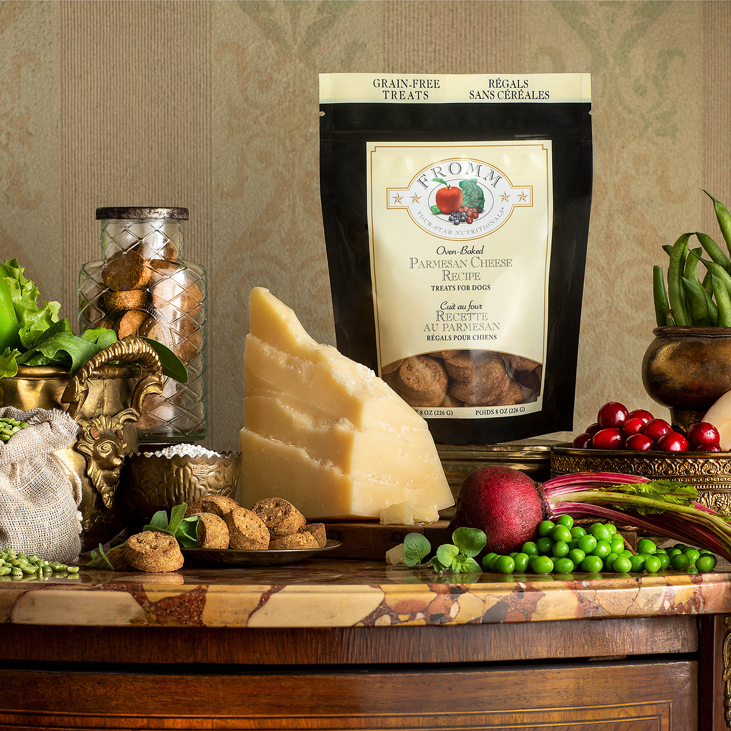 FourStarTreat-lifestyle_Parmesan